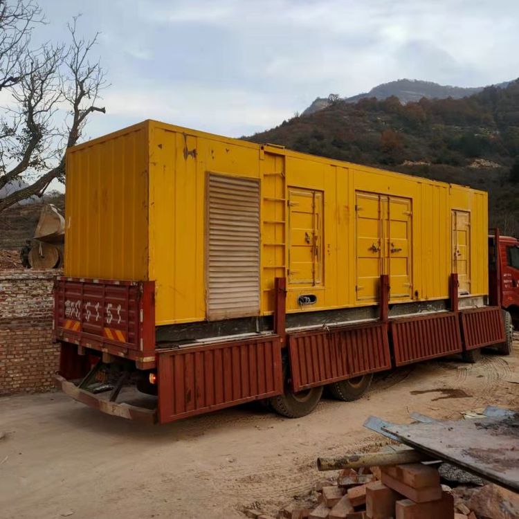 玛纳斯200kW 发电机组在带电阻性负载时，输出功率会受到哪些因素的影响？